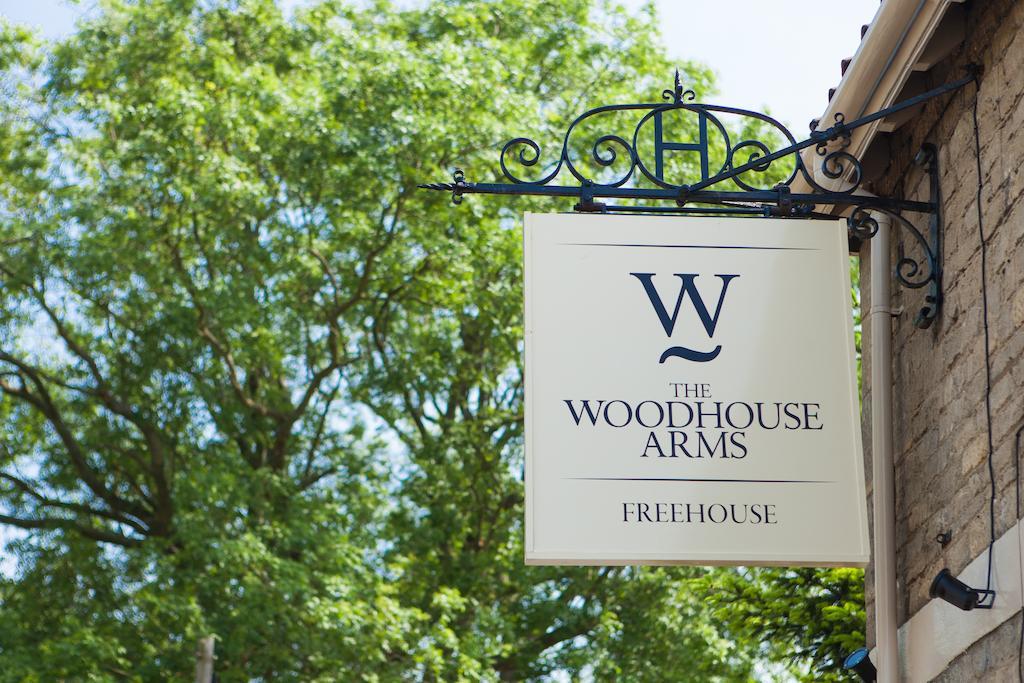 Отель The Woodhouse Arms Грантем Экстерьер фото